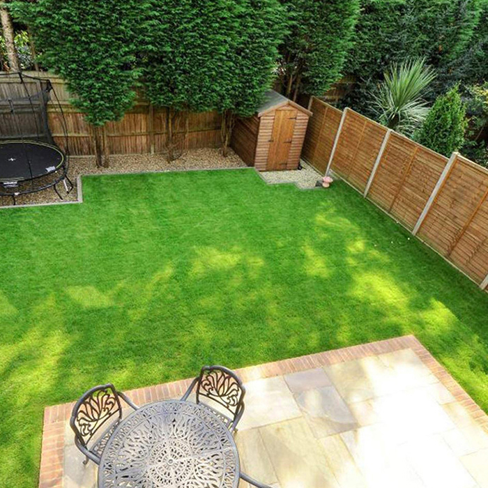 Courtyard leisure lawn